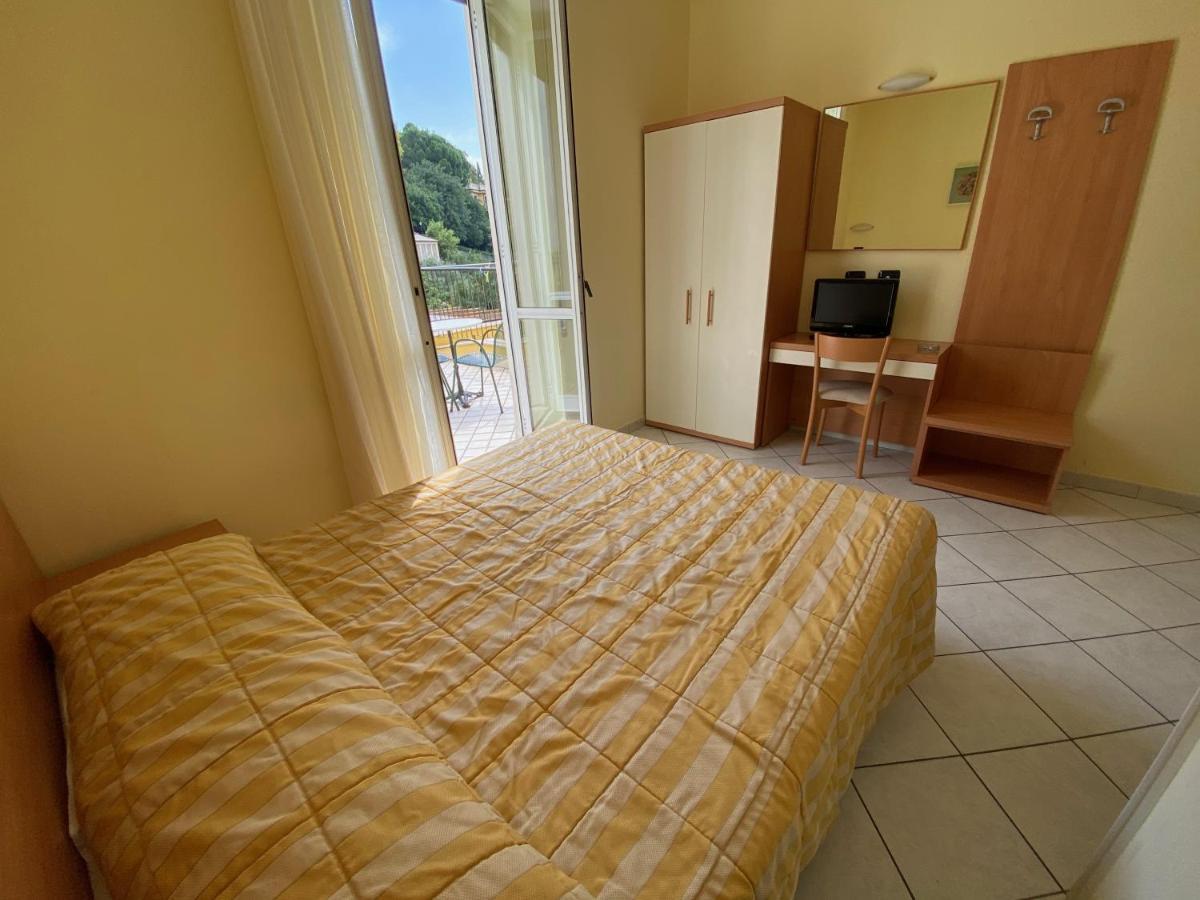 Hotel Rio Alassio Eksteriør billede