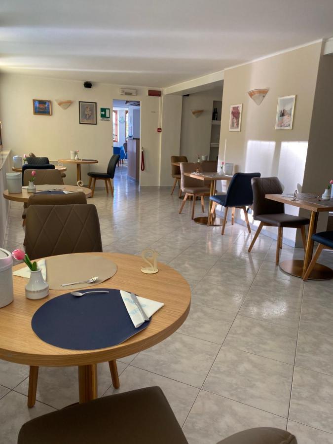 Hotel Rio Alassio Eksteriør billede